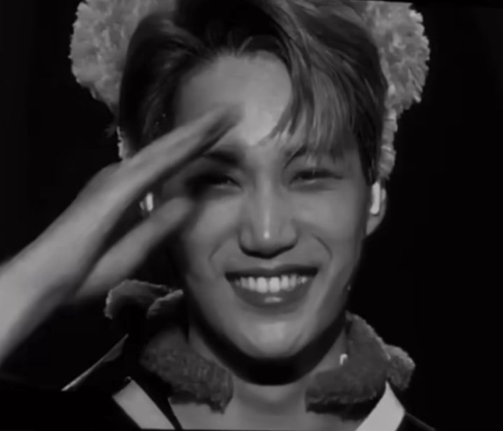 kai88_nini14's tweet photo. Welcome back Kai🐻! 

#카이_소집해제_디데이
#WelcomeBackOurKai
#컴온앤해시태그카이 #종인시 https://t.co/U3XlQwBjKF