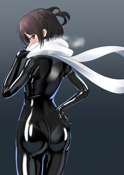 #TLに深刻な川内不足 ラバーが似合う娘だよなと常々思ってる。 