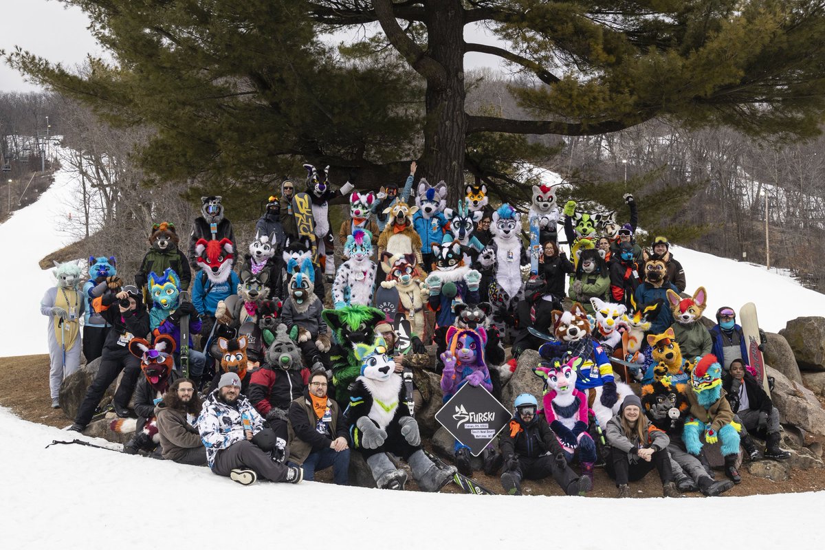 We had an amazing turnout this year!

62 Checked in and 40 SUITERS!!! 

ABSOLUTELY CRAZY how far this event has come 💚

#furski2025
