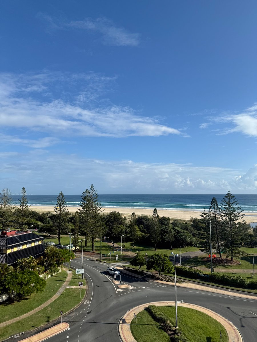 Tenelle_Maroney's tweet image. Last week, I attended and presented at #ASBHM2025. There were some fantastic keynote speakers, workshops and presentations that have all left me feeling very inspired!

It was also great to have so many HaPI lab members in one place. Very grateful for our supportive lab group! 😊