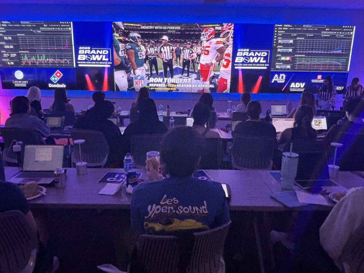 danwindels (@danwindels) on Twitter photo #BrandBowl is on! <a href="/UFJSchool/">UF College of Journalism and Communications</a> students will be rating all the #SuperBowlLIX ads in real time. Thanks to <a href="/dominos/">Domino's Pizza</a> for their support and #pizza!! #BrandBowl is on! <a href="/UFJSchool/">UF College of Journalism and Communications</a> students will be rating all the #SuperBowlLIX ads in real time. Thanks to <a href="/dominos/">Domino's Pizza</a> for their support and #pizza!!