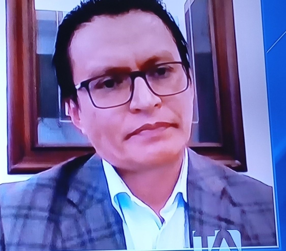 #EleccionesEcuador2025 | De risa, <a href="/EstrategasCEC/">Estrategas Consultores</a> aclara que: “no tiene que ver con el exit poll difundido públicamente, por parte del señor Diego Tello, bajo elecciones nombre empresarial Estrategas”.

#ProhibidoOlvidar