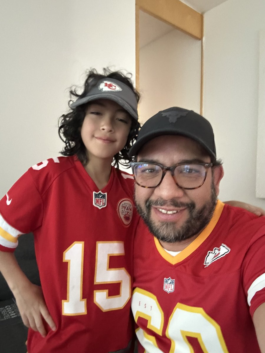 abogabomx's tweet photo. @FOXImpactoNFL  apoyando a los @Chiefs si se gana!! https://t.co/v0zaZTafV3
