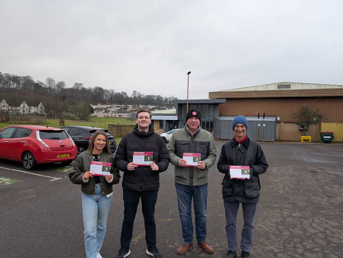 LabourAidan's tweet image. Less than a week to go until polling day here in Kirkintilloch East, North and Twechar!

People in our community feel let down by the SNP. Only @ScottishLabour can deliver the new direction our community needs.

Great to have @jackiebmsp and @johnadgrady join us this weekend!