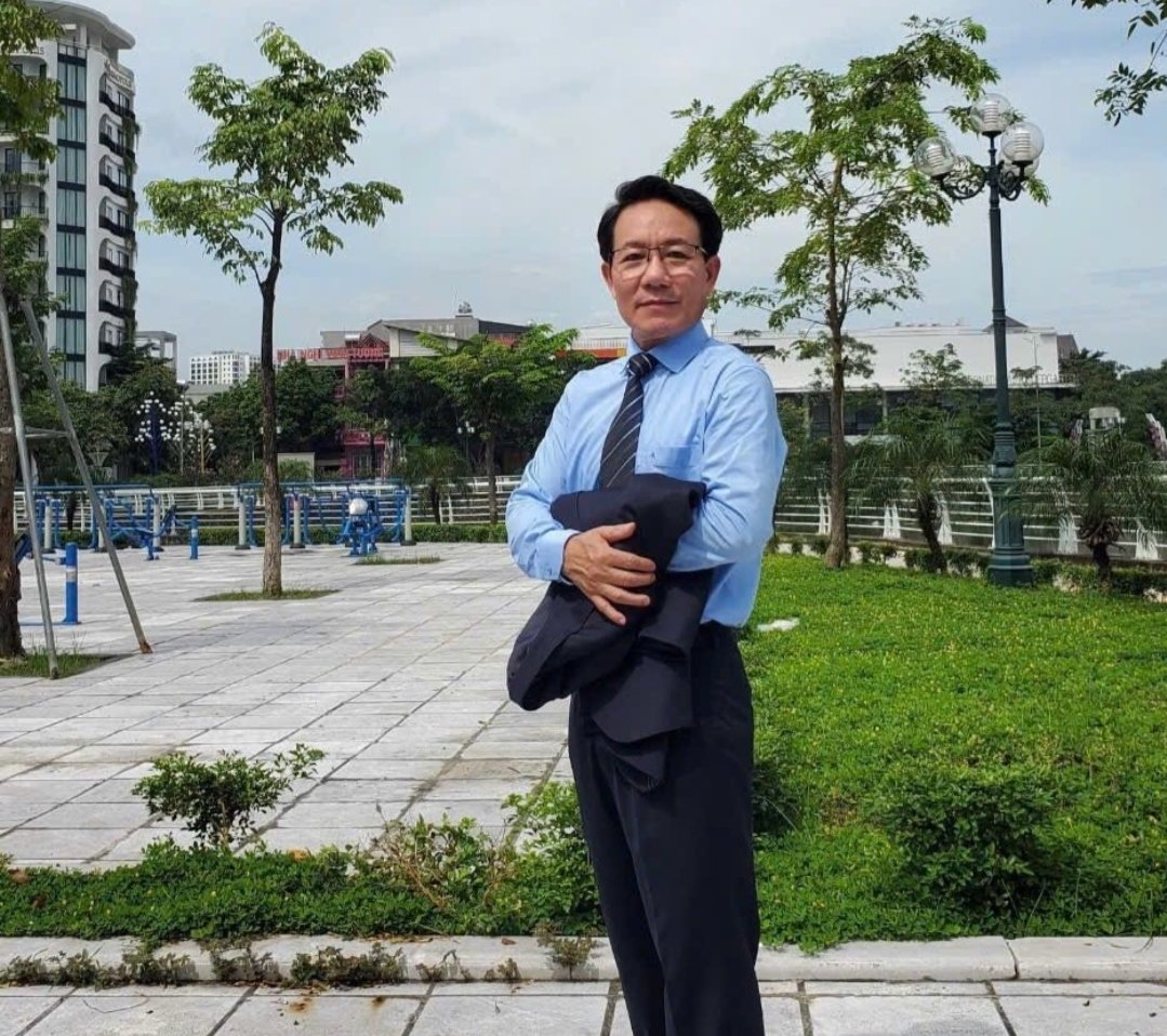 TrungnienHaNoi tweet media