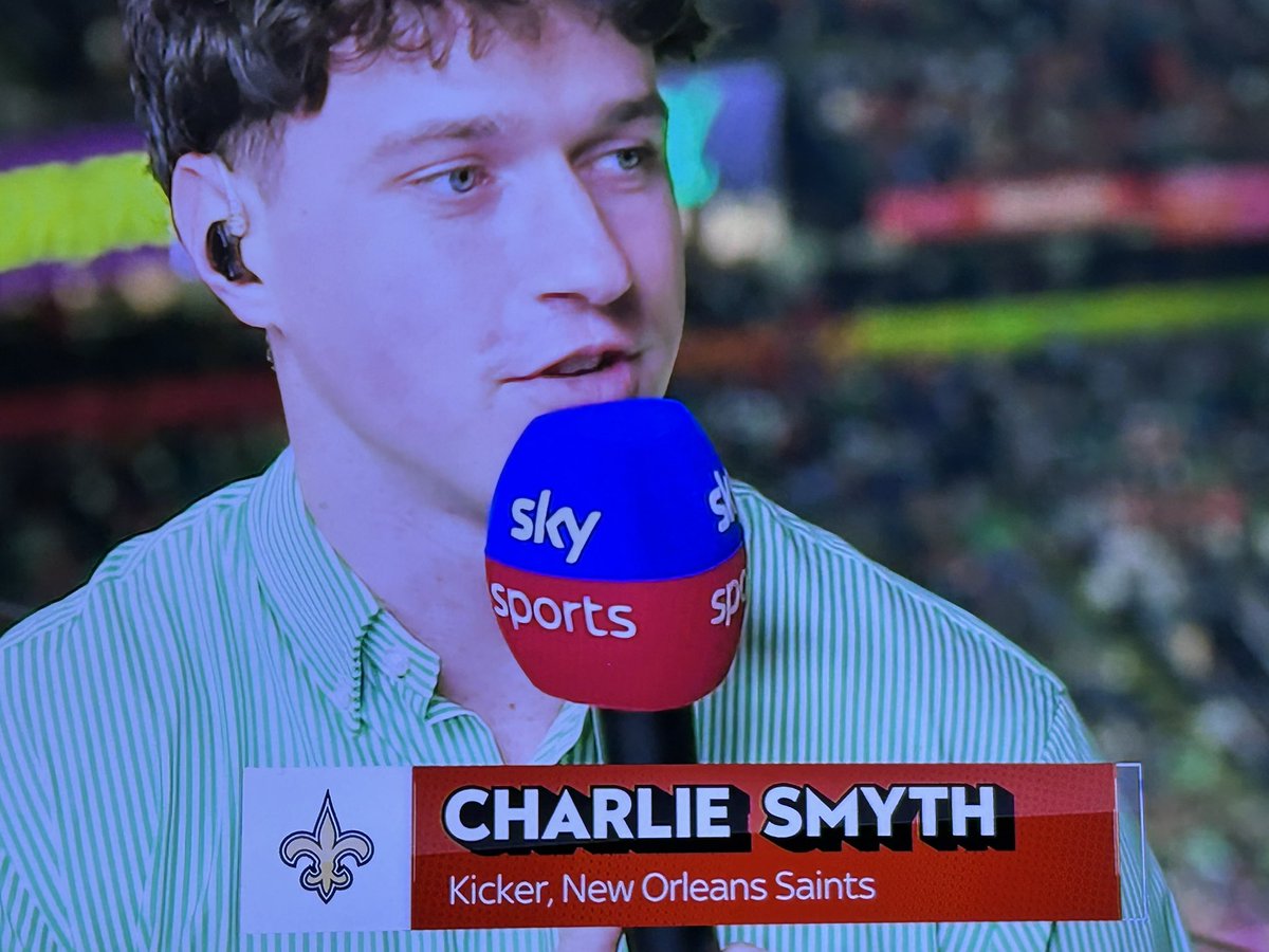 renegadeco's tweet image. IRELAND!!! 🇮🇪 🇮🇪 🇮🇪 🇮🇪 

Get in there my son! #nfl #SuperBowl #BoysInGreen