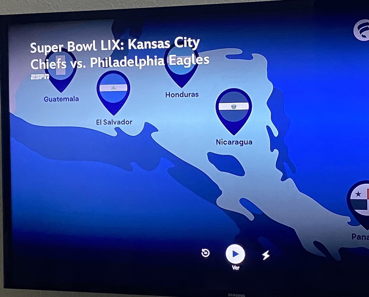 Sabrinatzamora's tweet photo. @sauco011 @GrupoFicohsa Si así son para esos detalles como serán para manejar las cuentas. #superbowl #elsalvador #ficohsa https://t.co/nXEcc91SQk