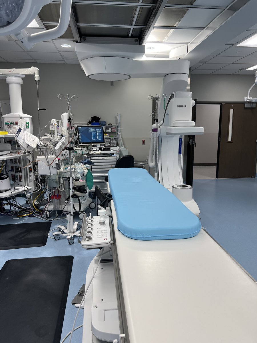 CVC_MI's tweet photo. Dr. Kazziha evaluated the cutting-edge hybrid catheterization laboratory, a state-of-the-art facility poised to elevate McLaren Lansing Hospital's capacity for advanced, high-complexity cardiovascular interventions. #cathlab #catheter #catheterizationlab #McLaren #cardiologist https://t.co/1WnsPLMk3r
