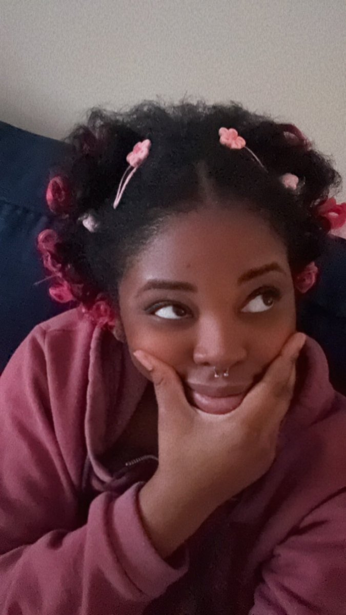 Liyall's tweet image. My journey to having pink hair again. I’m very proud of how it came out. It screams strong princess poppy vibes and I couldn’t be more happy. #pink #princesspoppy #PrettyInPink #trolls