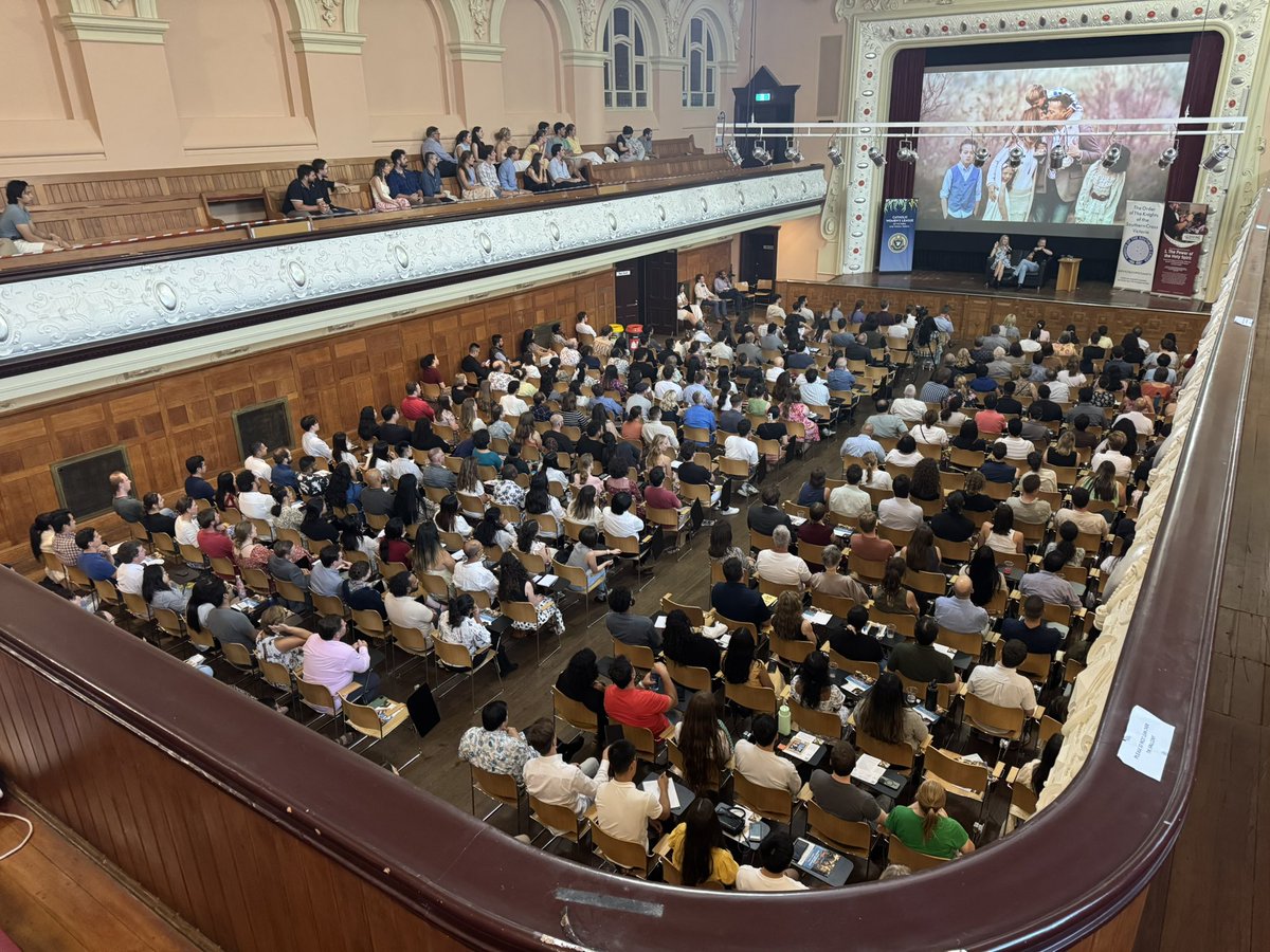 Vaxman80's tweet photo. This past Thursday night about 650 people travelled to Cathedral Hall on the campus of Australian Catholic University for the first #GodAndBeer for 2025, featuring special guest speakers @RealMattFradd and Cameron Fradd, stars of the popular podcasts Pints With Aquinas and Among The Lilies, for Marriage with Matt and Cameron Fradd @ ACU, Melbourne. 🧵
