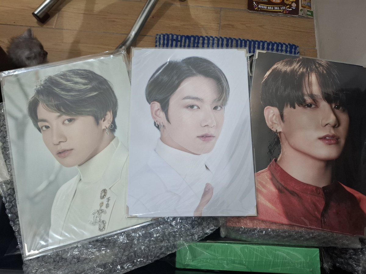 avi⁷ | wts lfb bts txt svt pc tweet media