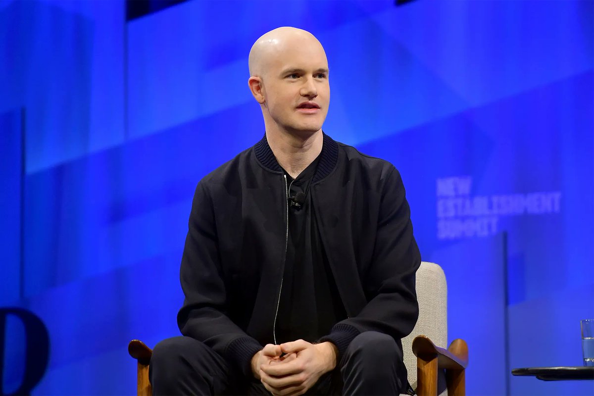 🟡"Bitcoin verso il miliardo: la visione ottimistica del CEO di Coinbase per il 2030"