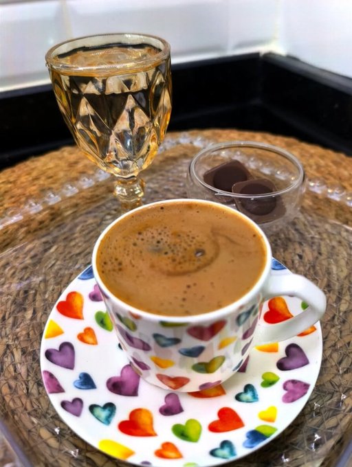 Forumdan Bir Ki�iye Kahve Ismarla