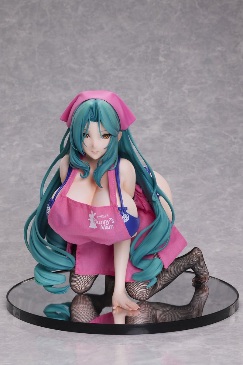 「『Bunny's ママ代行サービス』より「浄土浜伽奈」がエプロン姿で登場!明後日」|ネイティブのイラスト