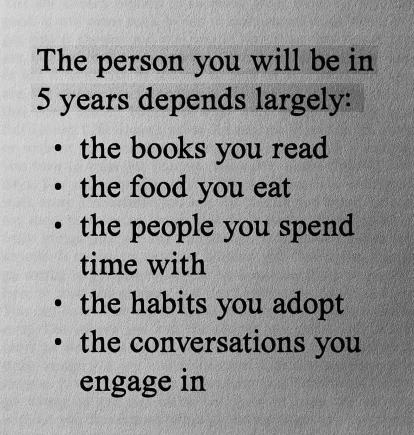 readswithravi's tweet image. 