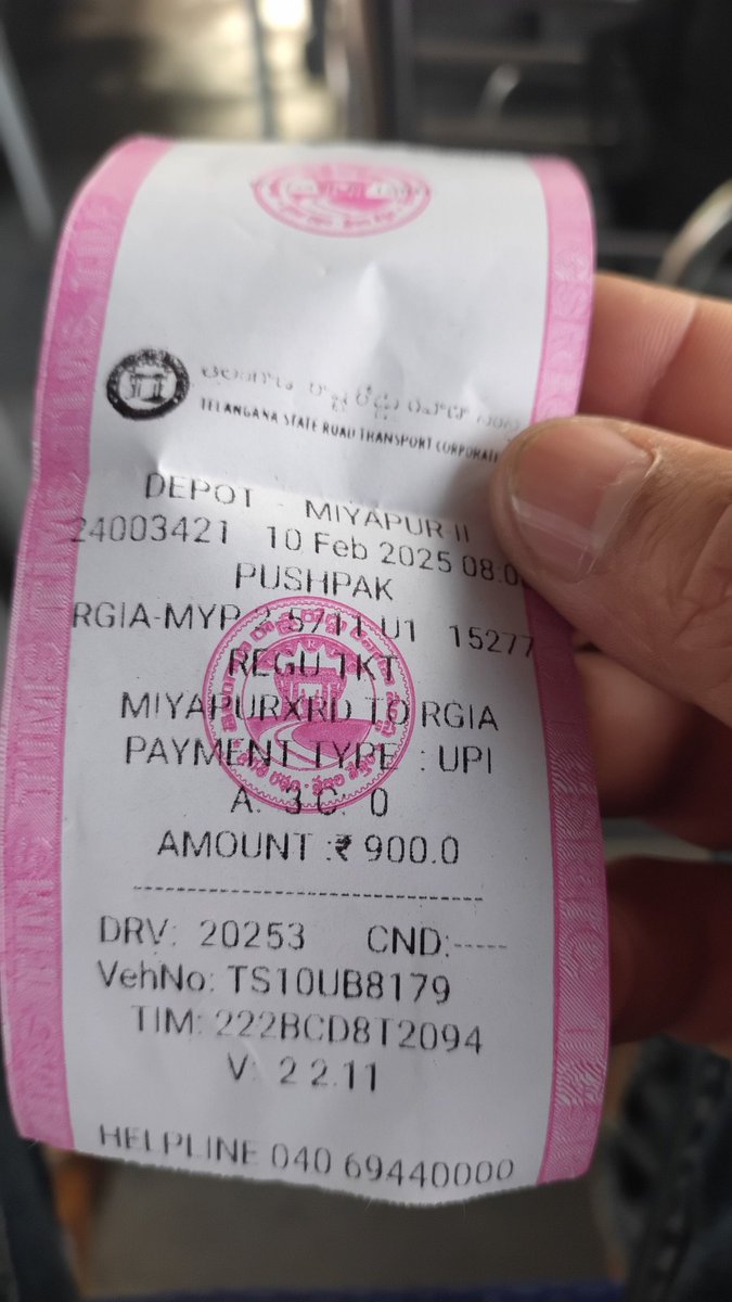 GagguturuSharif's tweet image. #pushpakexpress okka manishiki 300 🙏🙏🙏
Rtc ante andariki andubaatudharalalo undali kaani inkosaari ekkakudadhu ani ఆలోచన రాకూడదు.
సామాన్య, మధ్య తరగతి ప్రజలు తక్కువ ధర ఉంటుంది అని RTC ఎక్కుతారు...
3x300-900. ఒక క్యాబ్ బుక్ చేసుకొని రిచ్ గా వెళ్లొచ్చు.
My Opinion.