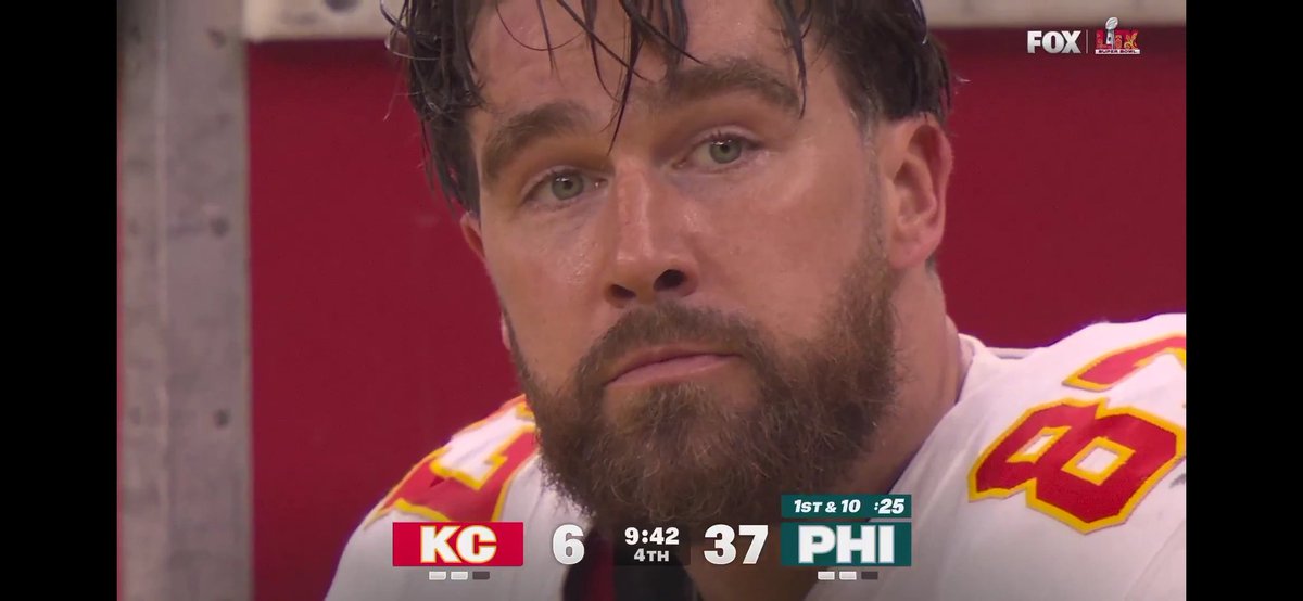 Oaklraiders1976's tweet image. It's beautiful.  Just beautiful. Finally. They deserve it.

#Raiders #RaiderNation