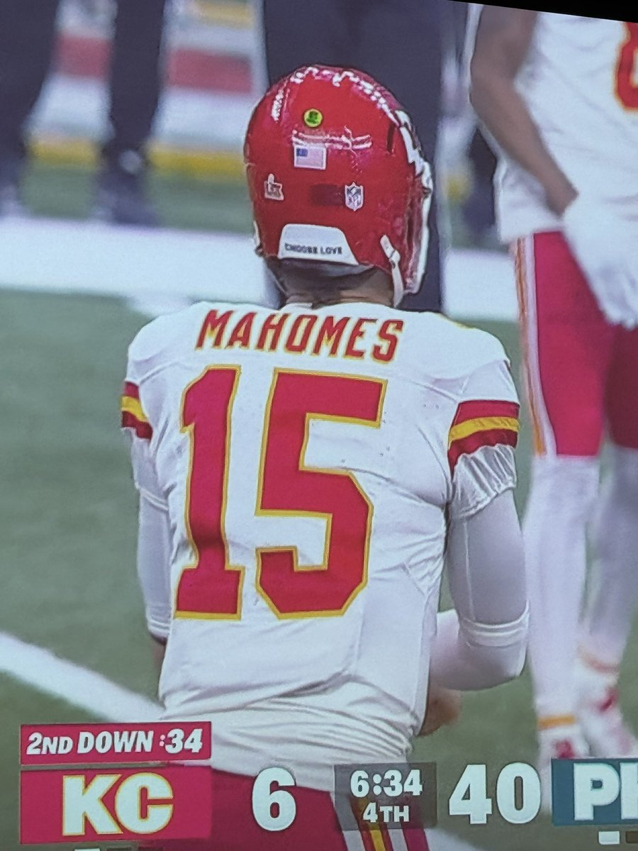 Pat rocking the rat tail like it’s 1988