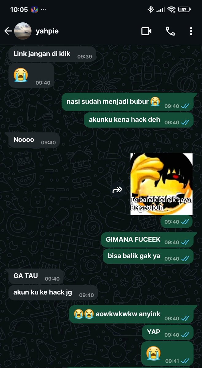َ tweet media