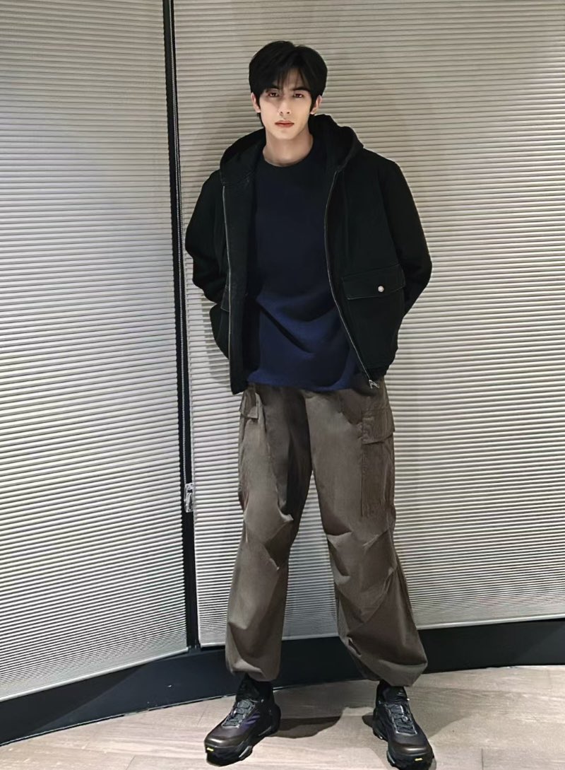 Weilong. tweet media