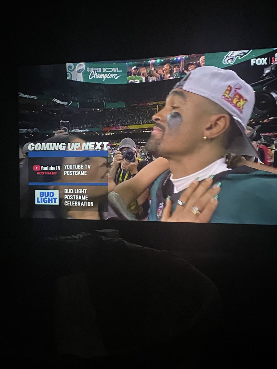 ColeWorldSIMBA's tweet photo. Yessir black man #SuperBowlLIX https://t.co/mEoCzr0GR0