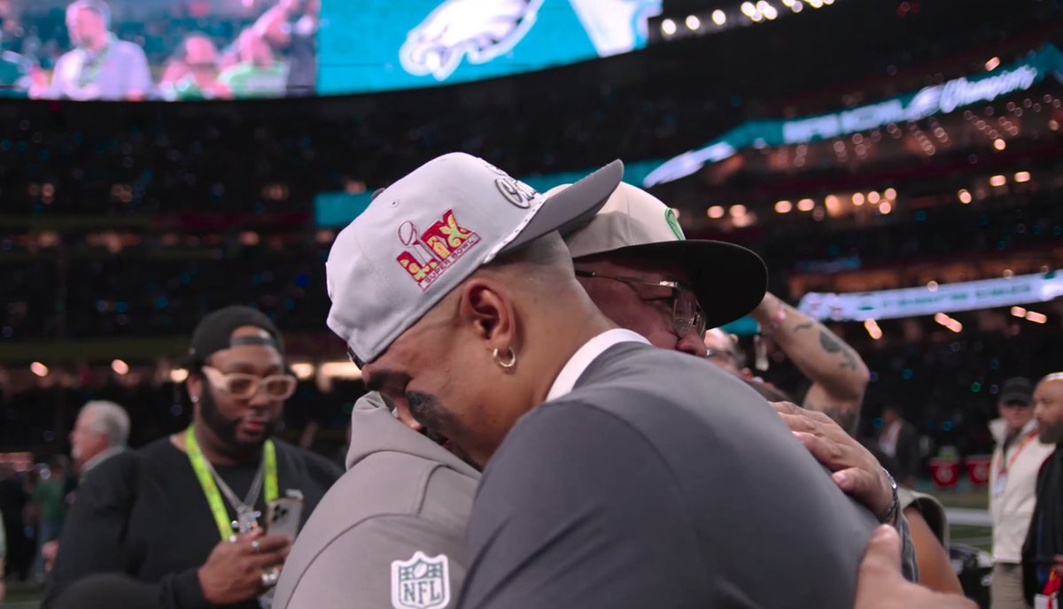 Love, Hurts

#SuperBowlLIX  #FlyEagleFly