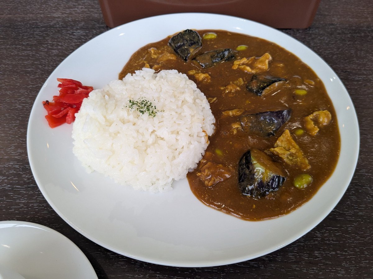 demio3333's tweet photo. 今日は宇都宮でお昼ごはん。
ずーと来たかったカフェでカレーセットをご馳走になりました。
#flatcafe
https://t.co/KqpfxSLx1v https://t.co/heFRwlI7S9