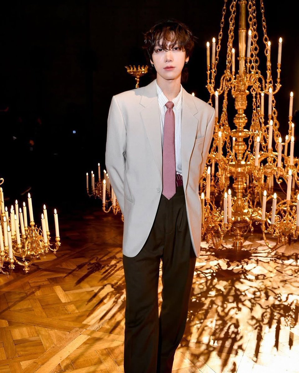 look_kked's tweet photo. หล่อระเบิดเลยครับ

#SaintLaurentxTEN  #SaintLaurant  #YSLY #YvesSaintLaurent  #YSL  #TEN https://t.co/JidmgTsEUz