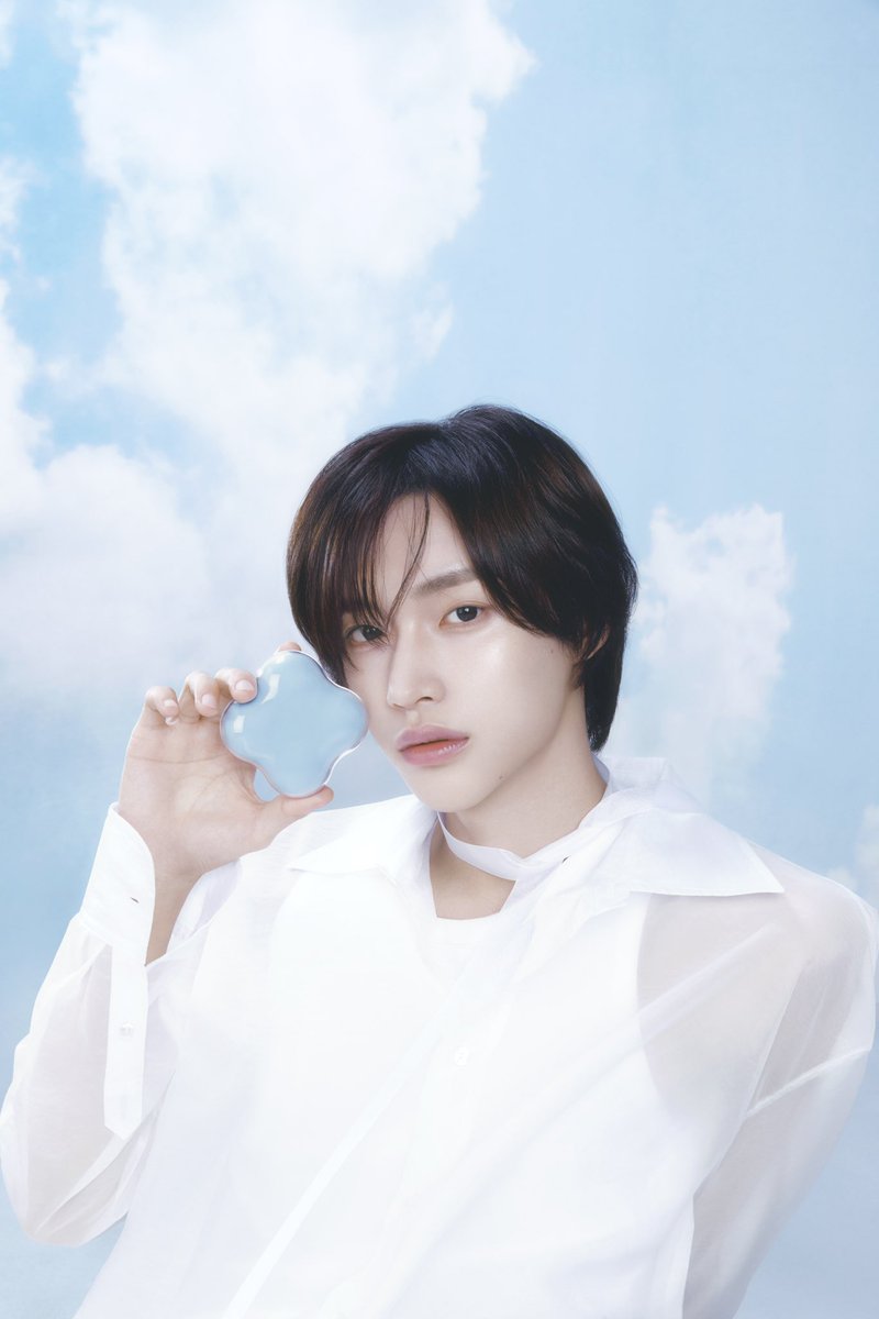 etudeplay's tweet image. ☁️𝑪𝒍𝒐𝒖𝒅 𝑭𝒊𝒍𝒕𝒆𝒓 𝑪𝒖𝒔𝒉𝒊𝒐𝒏☁️
 𝒘𝒊𝒕𝒉 𝙒𝙊𝙉𝘽𝙄𝙉🩵

✔️원빈이 택한❣️
에뛰드 #클라우드필터쿠션 ☁️

필터 씌운 듯 보송하고 뽀얀 구름결 피부
스킨 피팅 레이어링 기술로 
빈틈없는 피부결 연출🤩
대세는 &amp;gt; 결커버 &amp;lt; 니까

｡* .ᰔ ଘ(∗ ɞ̴̶̷ ·̮ ɞ̴̶̷ )੭່˙ .⁺ ˖ ⌒ 🩵