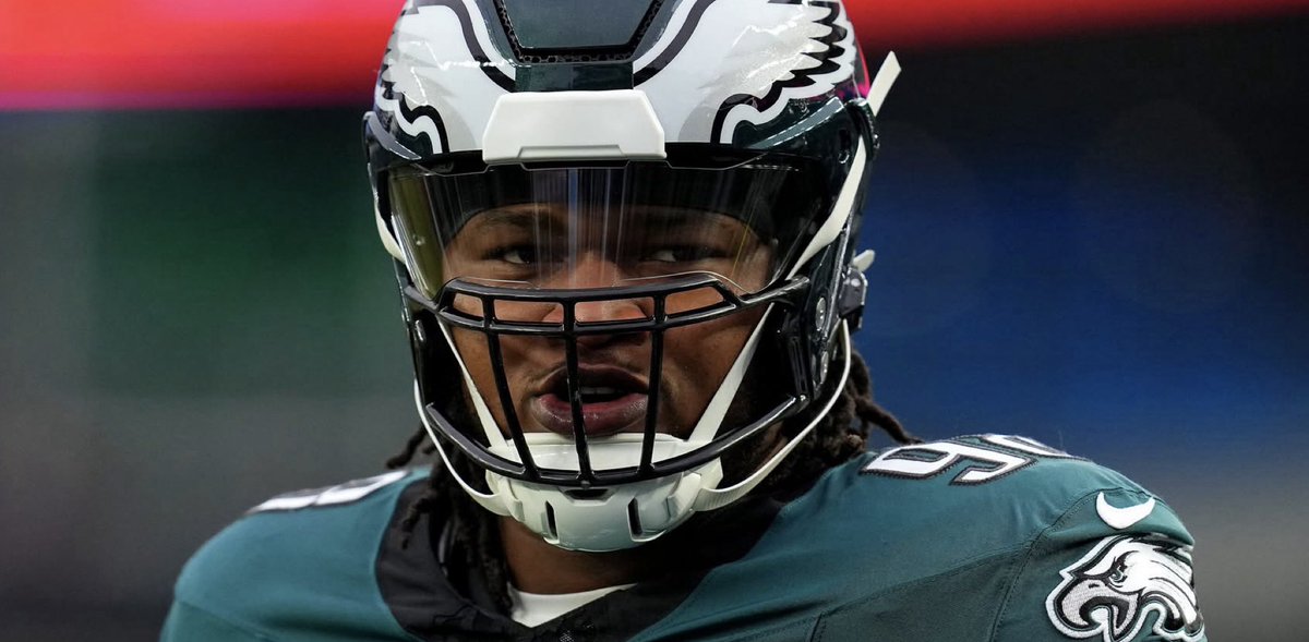 Jalen Carter has officially established himself as a Top-3 DT in the NFL.

Carter put on an absolute clinic this season at the DT position.

• 74 total pressures (3rd among DT’s)
• 16 QB hits (3rd among DT’s)
• 51 hurries (2nd among DT’s)
• 4.5 sacks
• 3 FF (1st among DT’s)