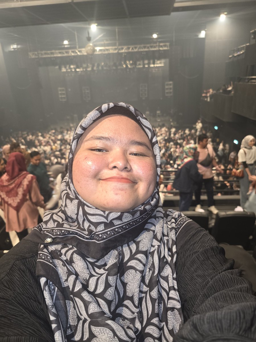 Done <a href="/6ixthSenseTirta/">6ixth Sense Official</a> Hori20ntal 20th anniversary concert ✅ maka masuklah fasa setiap weekend akan attend konsert untuk Februari ni 😆