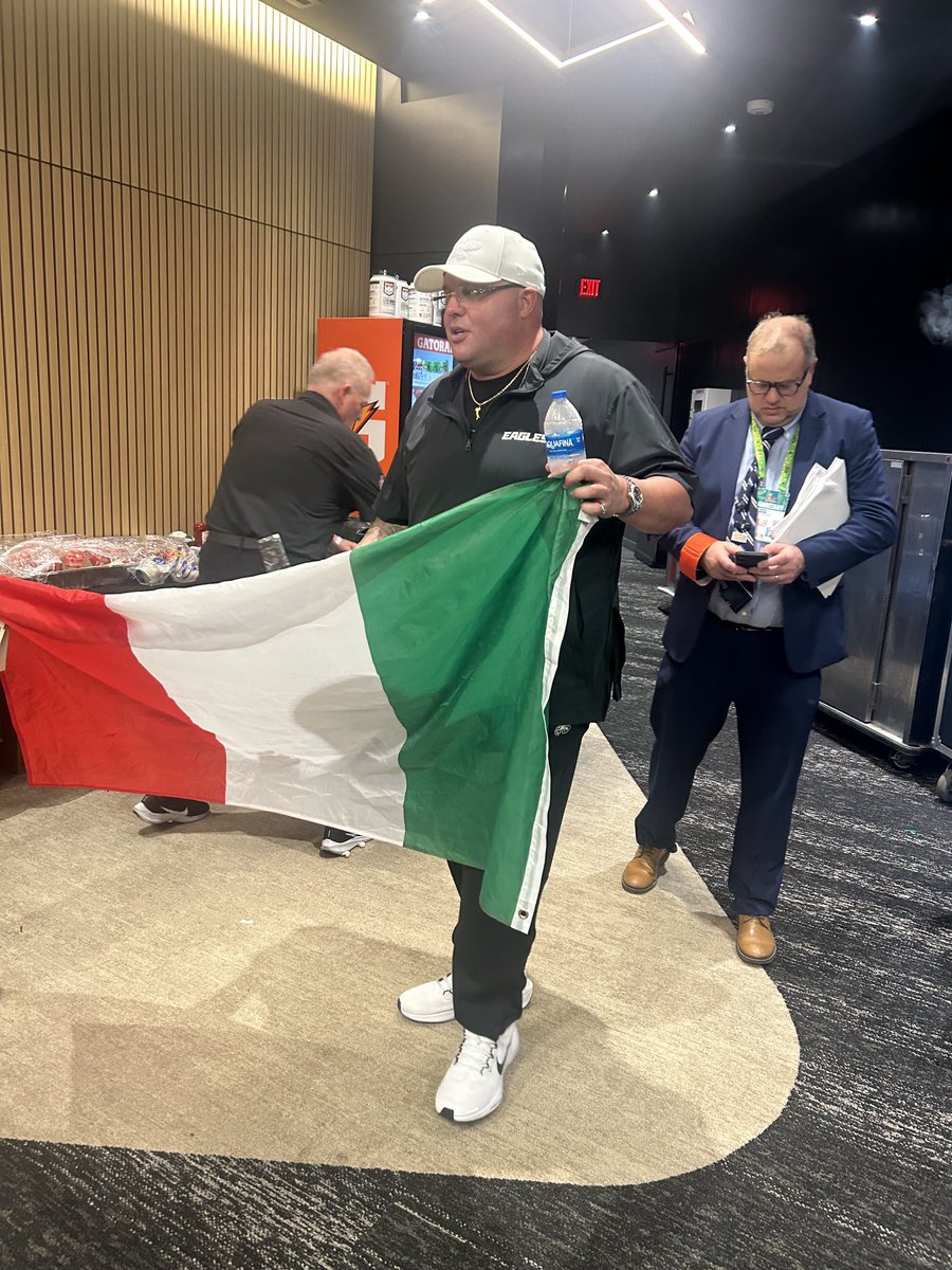 Jeff_McLane's tweet image. Big Dom: