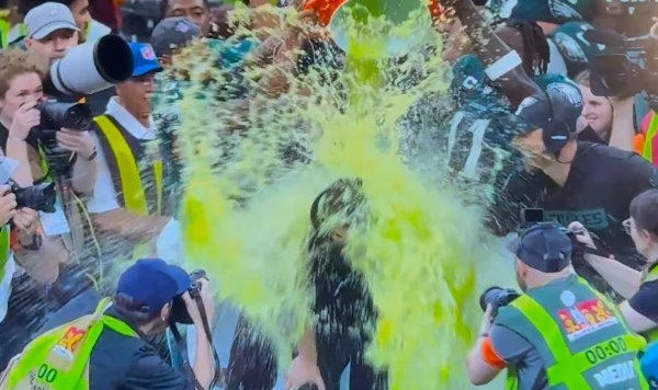 Adorachen36's tweet image. Not a Philly fan, but glad they won.