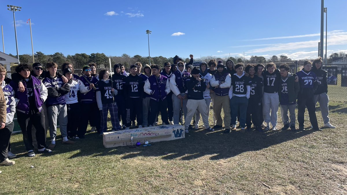 chug_33's tweet photo. Ill forever be grateful for everyone and everything I had through my football years at MVRHS. How much this sport and team meant to me speaks 1000 words. Through Ups and Downs this team never failed me! Ill always love football and the memories that lead till here! 33 out 💜-chug https://t.co/9unQ9gk3iK