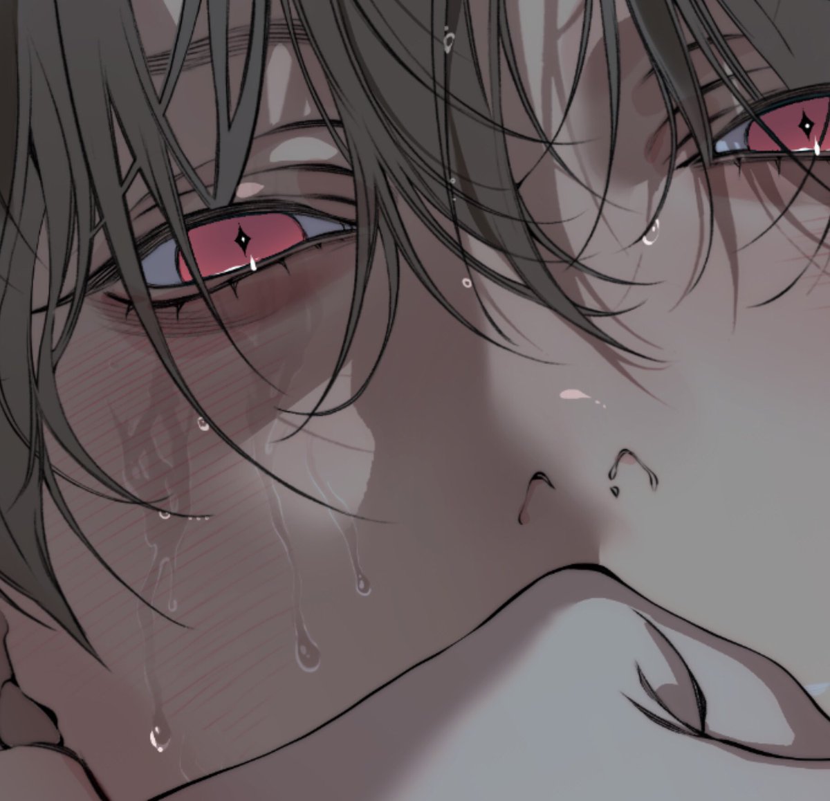 CIRRUS HAS HIS FREAKY EYES OUT