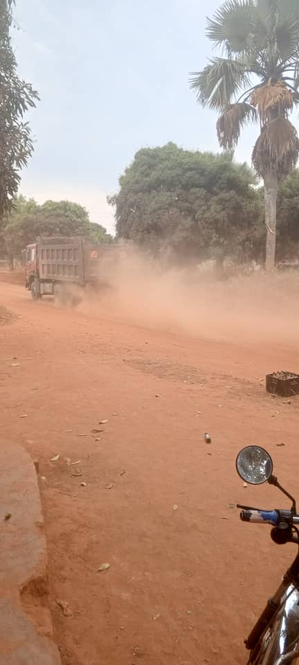 lucoromoi2026's tweet photo. #YooPatiko
Our mothers who sell few things at the road side to survive are in serious problems, because the situation is unbearable.
SOMETHING MUST BE DONE NOW!!!!!
@Parliament_Ug @MoWT_Uganda @GenWamala @mtic_uganda @pwatchug @ntvuganda @nbstv https://t.co/UTIYjg8CyH