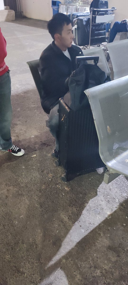 <a href="/NelsonHavi/">Nelson Havi</a> As the respective parties answers you let them also answer how 2 men took a  tourist to the ATM to withdraw cash under the watch of a <a href="/DCI_Kenya/">DCI KENYA</a> police officer and took the cash leaving the man crying