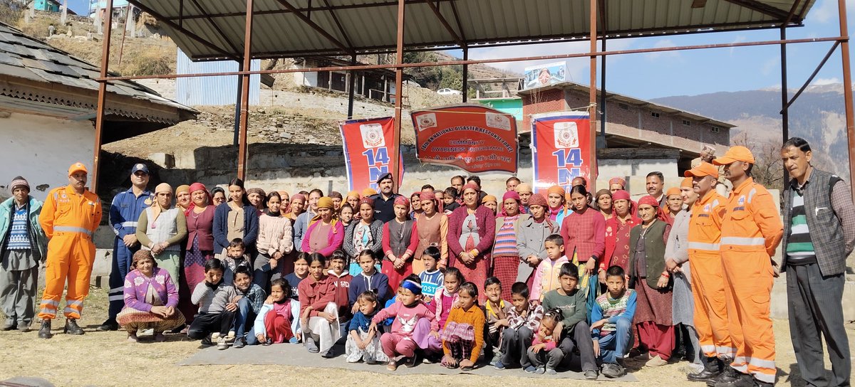 14BN NDRF conducted Community Awareness program (CAP) at Gram Panchayat - Deuri, District- Kullu (HP) on dated - 09 Feb 2025.Beneficiaries:- 80 Villagers.<a href="/ndrf_DO_CR/">NDRF HQ</a> <a href="/PIB_India/">PIB India</a> <a href="/HPSDMA/">HPSDMA</a>