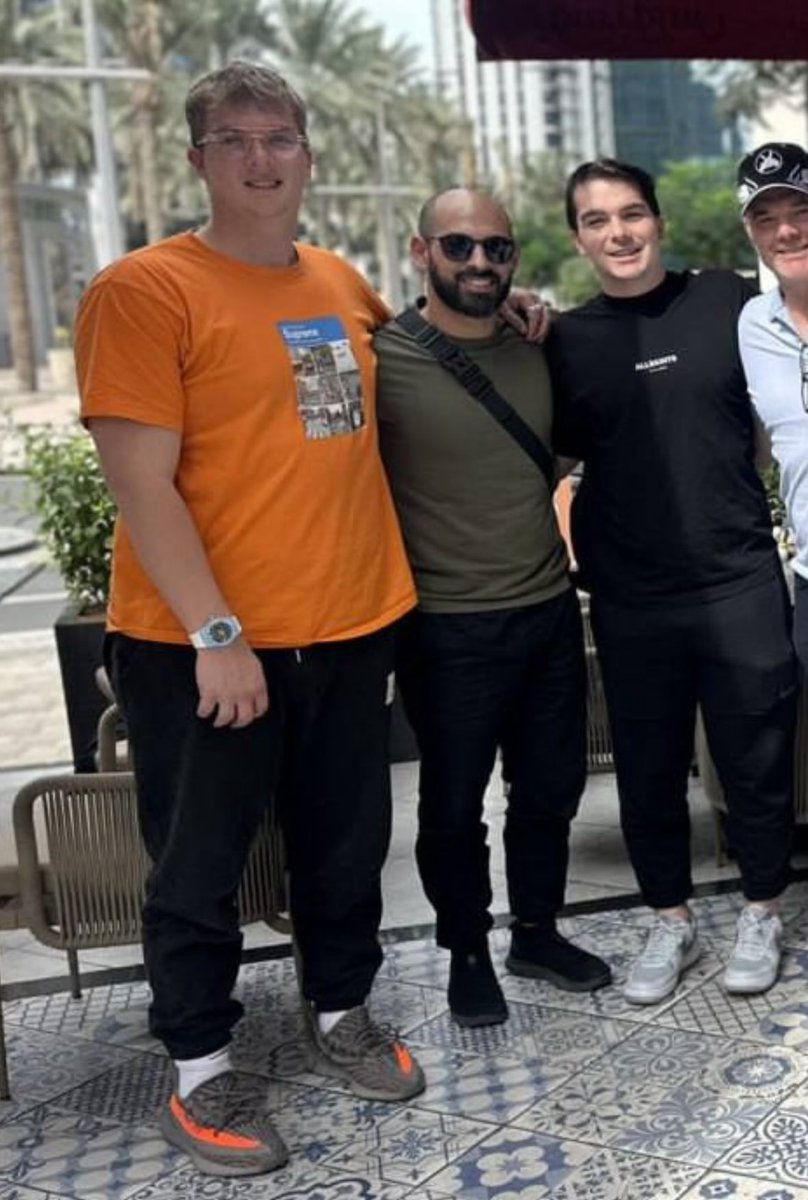 0xRacist's tweet photo. I’ve seen enough. Send him to prison. Only a scammer would wear those ugly ass Yeezys. https://t.co/jkrh5ng9lH
