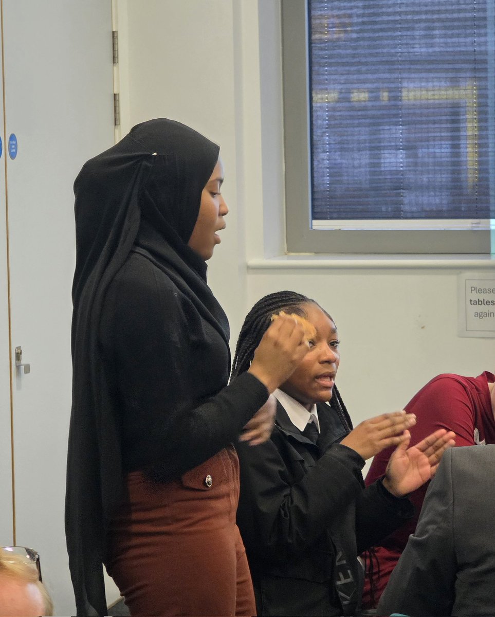 🗣 Our Sandwell MYPs &amp; SHAPE Youth Forum members attended the Midlands Regional Youth Con at The Factory Young People’s Centre! On Saturday

Preparing for their House of Commons visit &amp; creating ideas on campaigns important to young people &amp; defining regional identity!