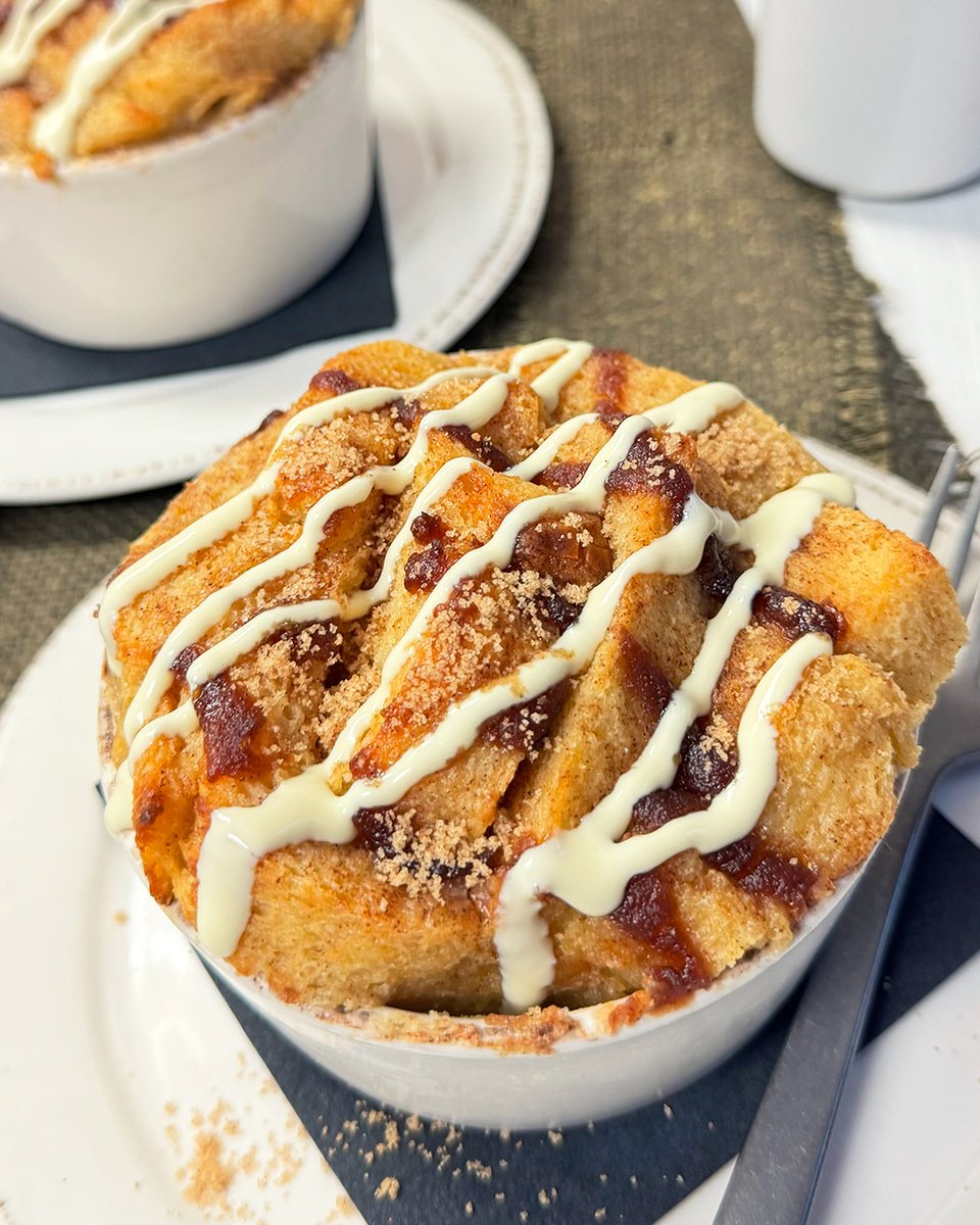 Homecomin' Florida Kitchen (@homecominfl) on Twitter photo "Note to self. Add new 𝐀𝐩𝐩𝐥𝐞 𝐁𝐮𝐭𝐭𝐞𝐫 𝐁𝐫𝐞𝐚𝐝 𝐏𝐮𝐝𝐝𝐢𝐧𝐠 to my next Homecomin' brunch order!' 🍏
A decadent, house-made apple butter bread pudding is sprinkled with cinnamon sugar and drizzled with creme anglaise for pure brunch bliss! "Note to self. Add new 𝐀𝐩𝐩𝐥𝐞 𝐁𝐮𝐭𝐭𝐞𝐫 𝐁𝐫𝐞𝐚𝐝 𝐏𝐮𝐝𝐝𝐢𝐧𝐠 to my next Homecomin' brunch order!' 🍏
A decadent, house-made apple butter bread pudding is sprinkled with cinnamon sugar and drizzled with creme anglaise for pure brunch bliss!