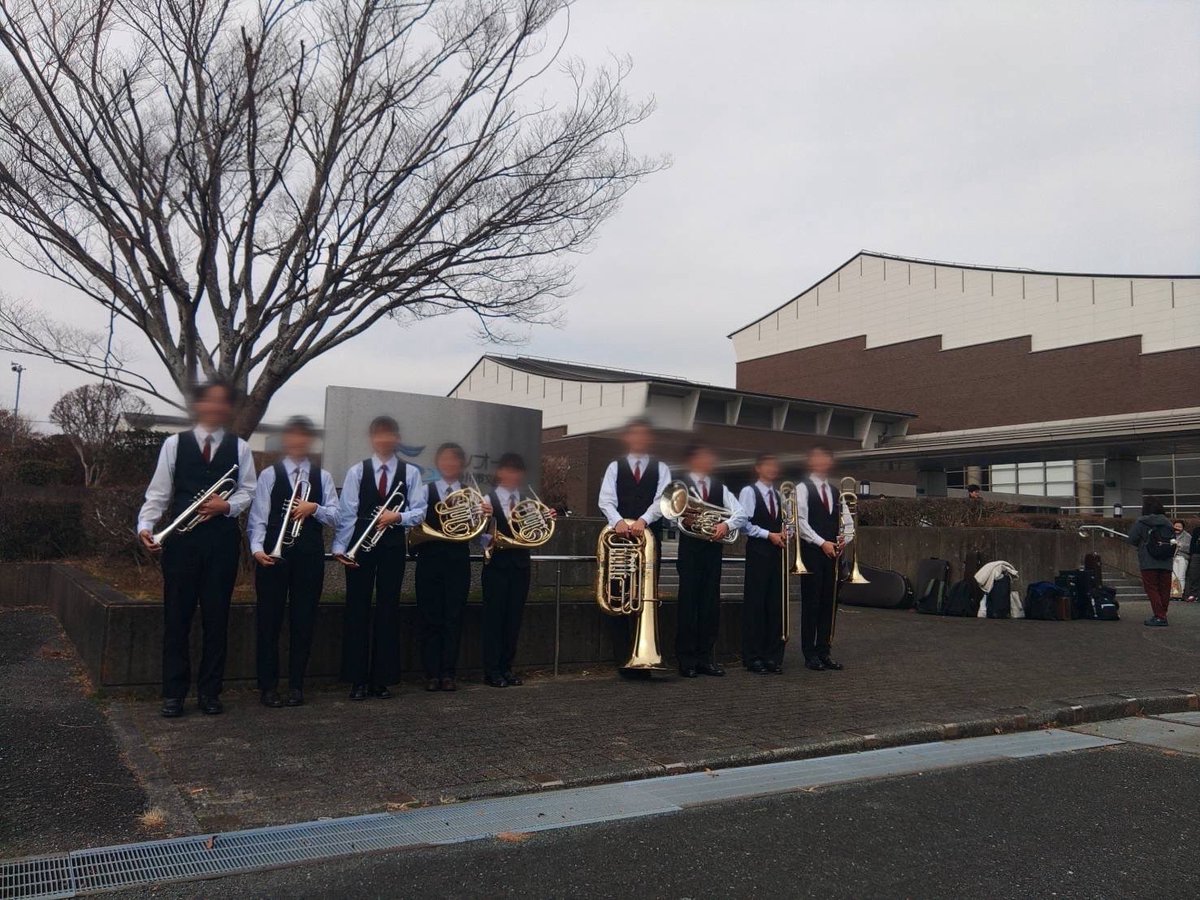 fwo_diary's tweet photo. 昨日は中部日本個人・重奏コンテスト静岡県大会でした。

富士高校からは
個人の部　　・打楽器　金賞🥇
重奏の部　　・金管9重奏(2年生)  銀賞
　　　　　　・金管９重奏(1年生)   
が出場しました。
個人の部、打楽器は3月に行われる本大会に出場します！応援よろしくお願いします🔥 https://t.co/i9Huw5Y3Gz