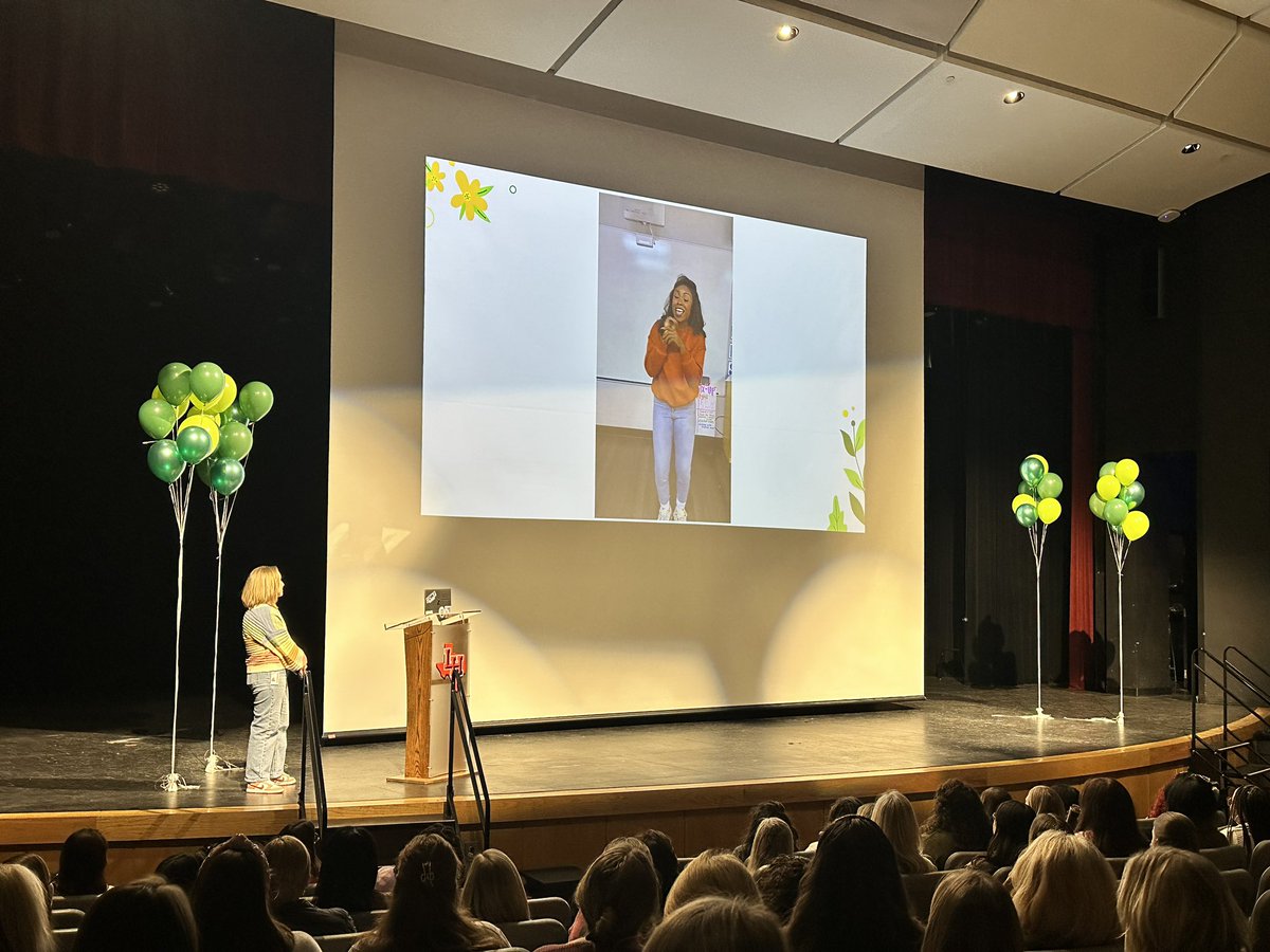 Love the the Sprout conference is starting out with shout outs to our evaluation teams! #risdweareone #risdbetheone #risdmdet #risddwd
