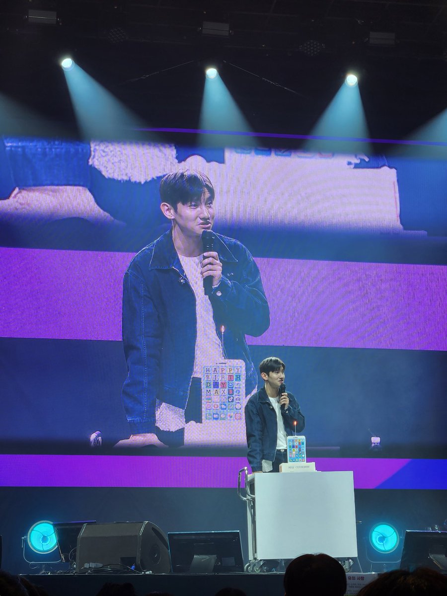 내 우주 최강창민~❤️
생일 너무 축하합니다~~~🎂🥳
오늘 하루 행복하고 즐겁게 보내길~🥰🍀
#창민이생일_오늘이_바로_스윗스팟
#MyDeer_MyLove_MyMAXDay
#最強チャンミンに最高のお祝いを
