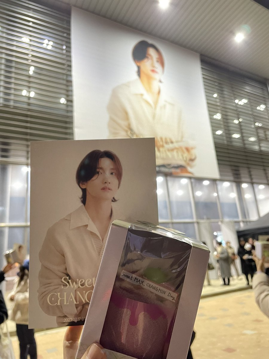 #창민이생일_오늘이_바로_스윗스팟
#MyDeer_MyLove_MyMAXDay
#最強チャンミンに最高のお祝いを
나 여기 다시 보내주실수잇나요,