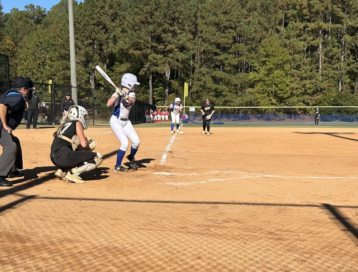 Happy Birthday to our fav #91
<a href="/LexieEvans90137/">Lexie Evans</a> 🎂🎁