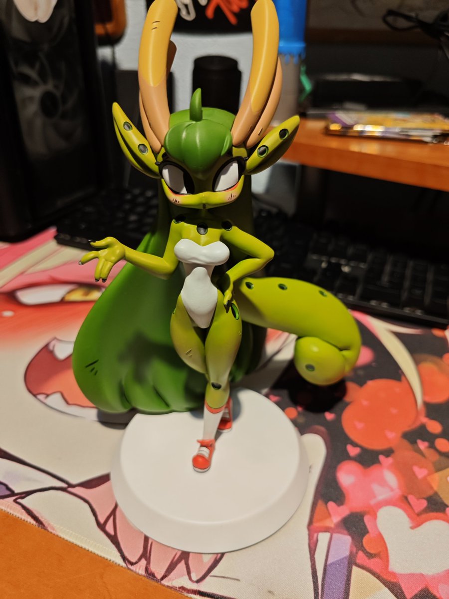 uremon2014's tweet photo. Muchas gracias @AnkoroStudio  por esta maravillosa figura, está perfecta y @DiivesArt  como siempre desde que te sigo un personaje fantástico me encanta https://t.co/NsqLHrL1Hj