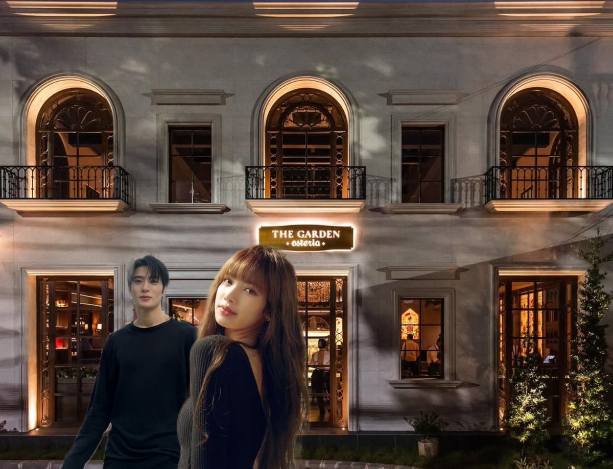 leafwinter's tweet image. ️️ ️️
️️
️️ ️️
𝐓𝐡𝐞 𝐆𝐚𝐫𝐝𝐞𝐧 𝐎𝐬𝐭𝐞𝐫𝐢𝐚 

Foto berdua dulu baru sama bapak bapak. 
️️ ️️
️️
️️ ️️