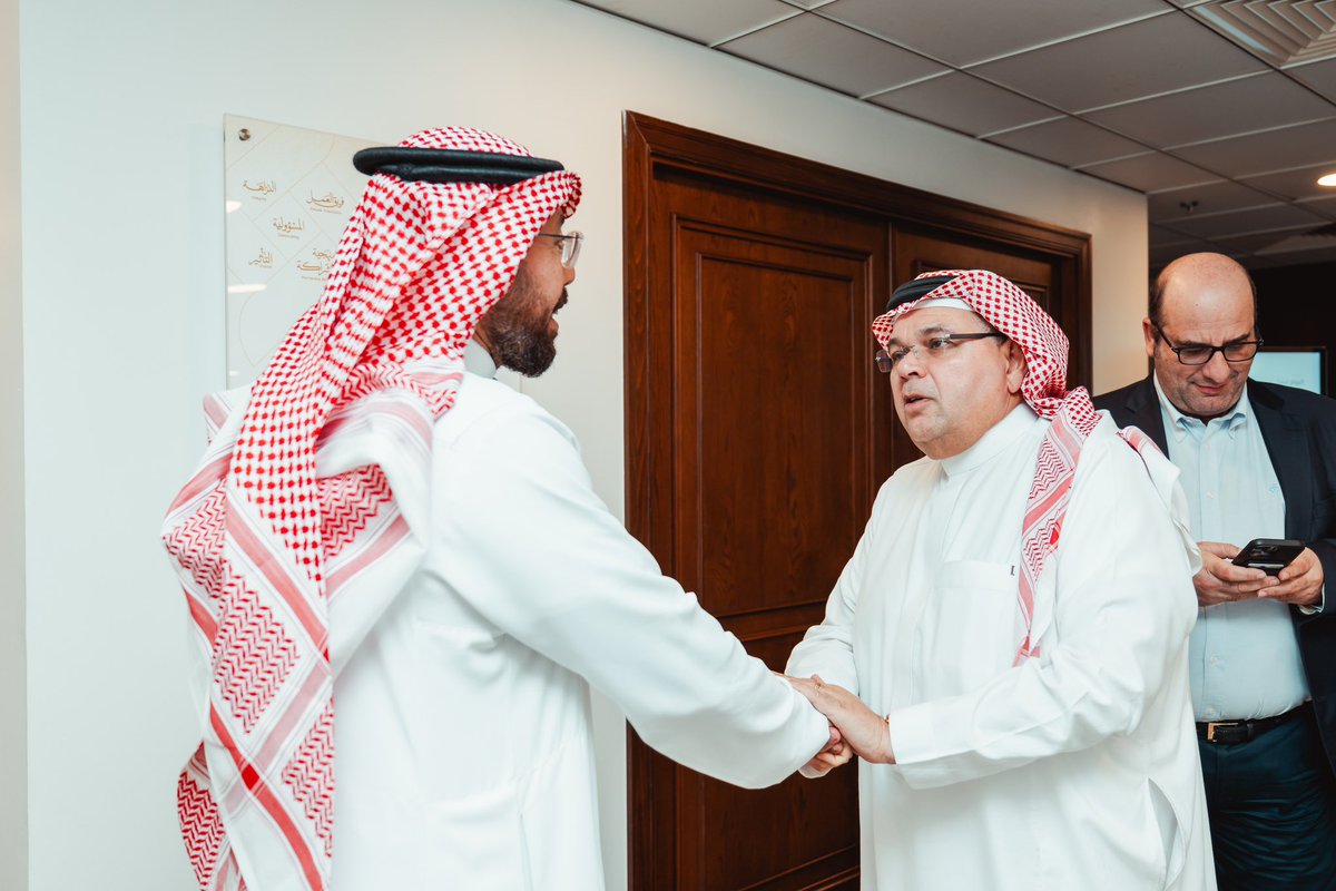 thepointabha's tweet photo. عقد مجلس إدارة شركة أسواق البحر الأحمر للاستثمار العقاري عسير اجتماعًا لمراجعة الإنجازات المحققة، وتسليط الضوء على الإنجازات الملحوظة في الأعمال الإنشائية.

#ذا_بوينت
#The_Point https://t.co/aGspx5BqEO