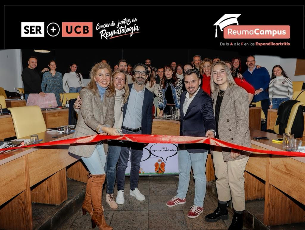 ucb_iberia's tweet photo. Hace poco más de un año estábamos en la inauguración del #ReumaCampus. Junto a la @sereumatologia, y de la mano de @Gresser_esp, iniciábamos un programa de formación en #Espondiloartritis en el marco de la campaña “SER + UCB: Creciendo Juntos en Reumatología”. 👇👇 https://t.co/6E98tnbYSo